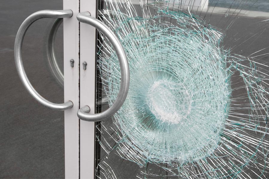 Säkerhetsfilm på dörrar